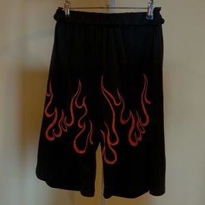 OVERSIZED FLAME SHORTS/SHIRT SET